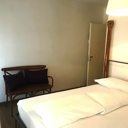 Modern With Terrace ונציה
