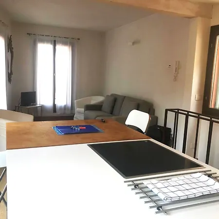 Apartment Modern With Terrace *