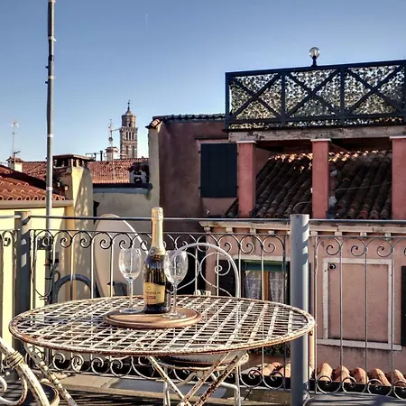 Modern With Terrace * Venice