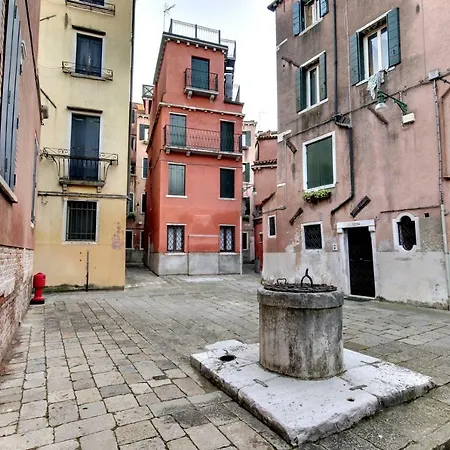 Apartment Modern With Terrace Venice